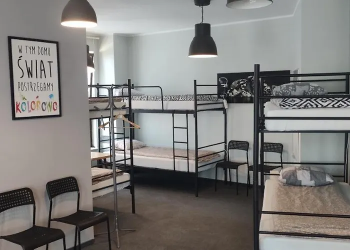 Sunrise Przy Dw. Zachodnim Hotel condo